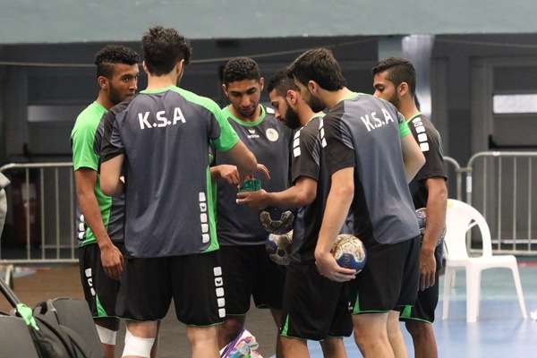 لاعبو المنتخب السعودي