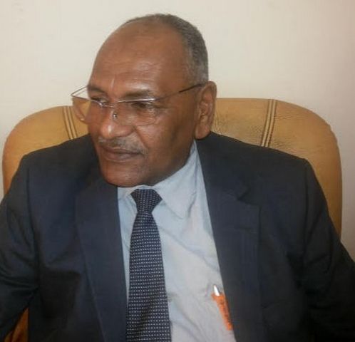 الدكتور الفاتح حسين