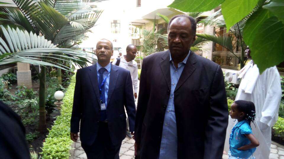 d12b7603-ca05-4632-bb92-f495a5eff199