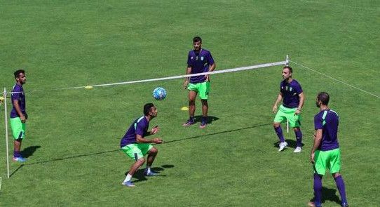 جانب من تدريبات الأهلي