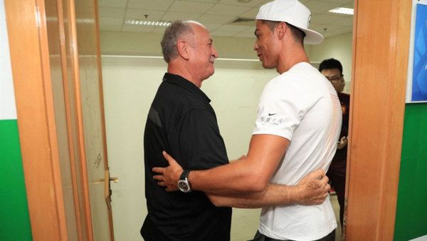 كريستيانو رونالدو مع سكولاري