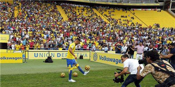 فيتولو أثار غضب جماهير إشبيلية