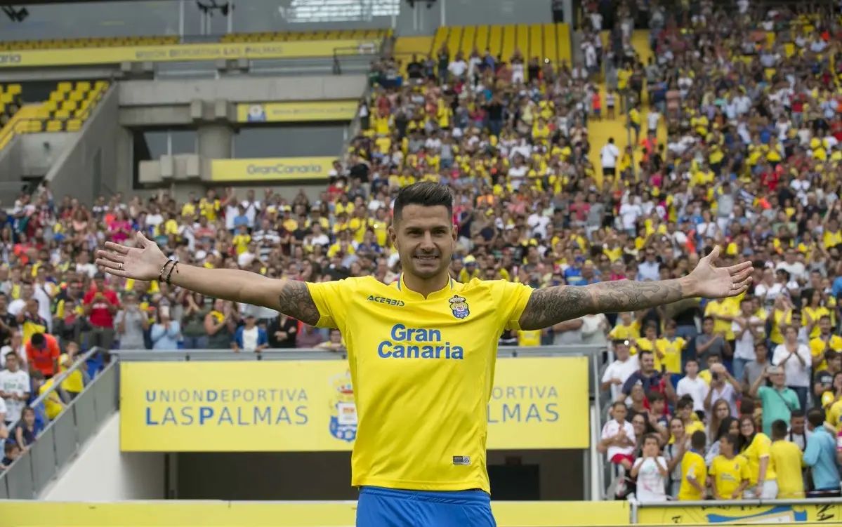 ?i=eldeeb1%2f006%2f20%2fdeofqbsxuaae_u2