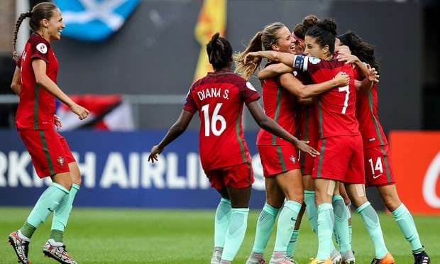 فرحة لاعبات البرتغال