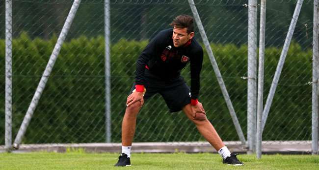 يوسف المساكني