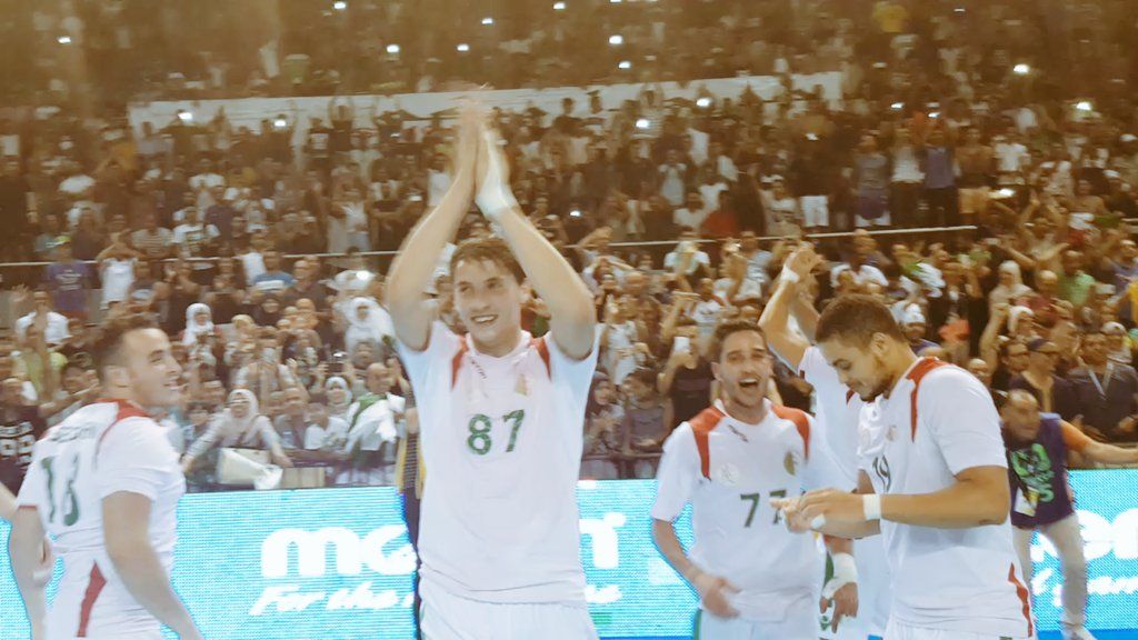 فرحة لاعبي الجزائر بالتأهل