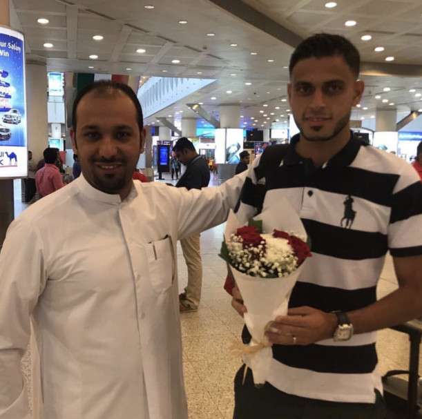 المهدي في مطار الكويت