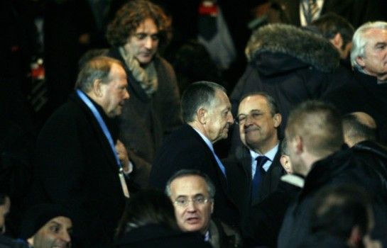 بيريز وأولاس