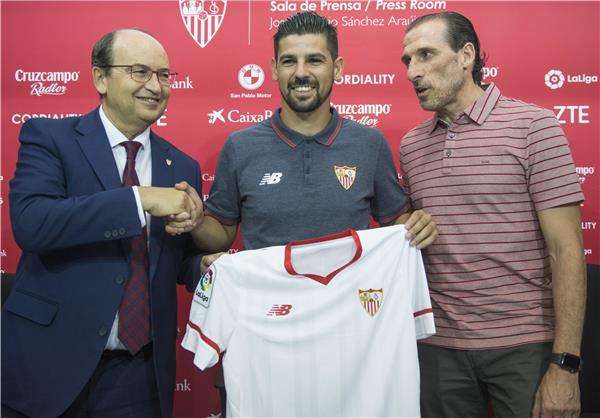 أثناء تقديم اللاعب