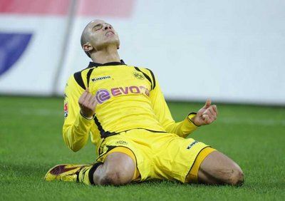 محمد زيدان أفضل محترف مصرى فى إستفتاء كورة مصرية لعام 2009