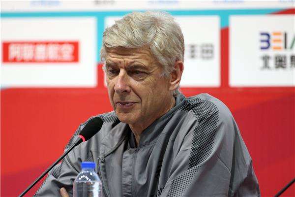 آرسين فينجر