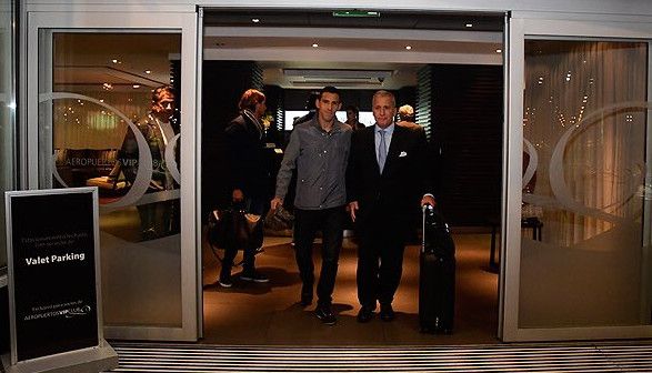 رودريجيز لحظة وصوله لأوروجواي