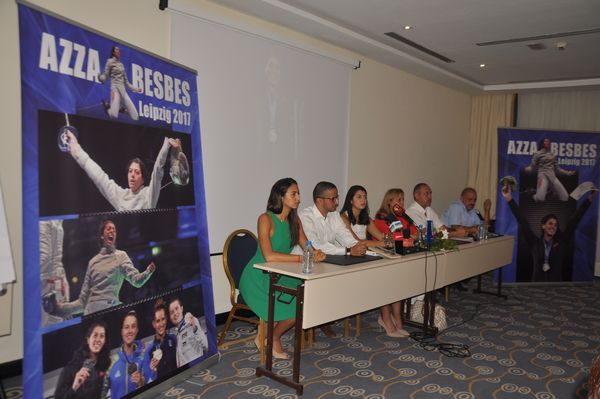 من المؤتمر الصحفي