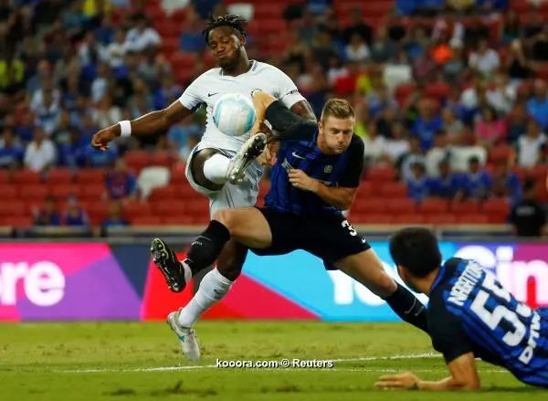 ?i=reuters%2f2017-07-29%2f2017-07-29t121922z_29405688_rc1170b882c0_rtrmadp_3_soccer-icc-che-int_reuters