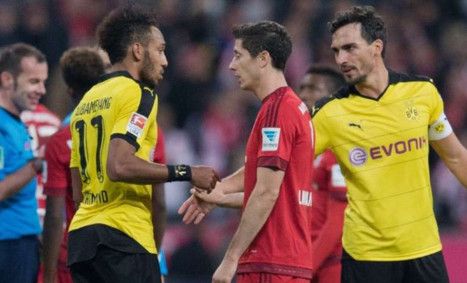 ليفاندوفسكي وأوباميانج - أرشيفية