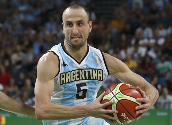 إيمانويل (مانو) جينوبيلي 