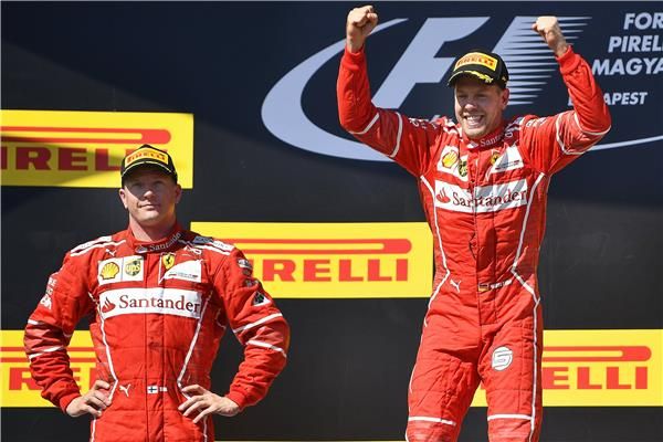 فيتل ورايكونين