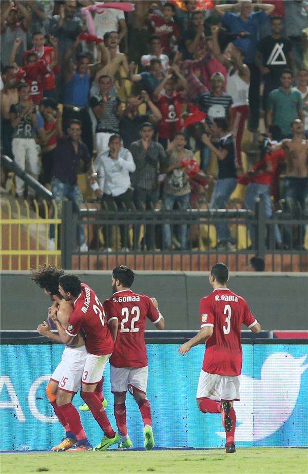 الأهلي فاز بصعوبة على نصر حسين داي