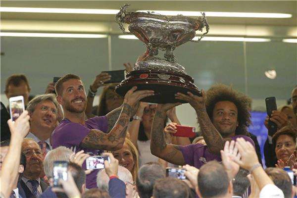 من حفل التتويج الموسم الماضي