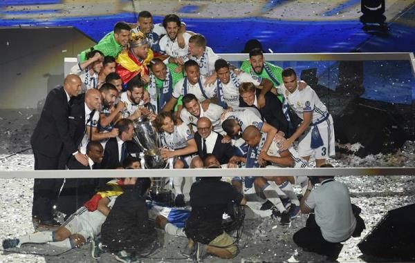 جانب من احتفال ريال مدريد باللقب الأخير 