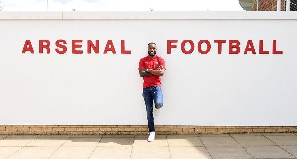 لاكازيتي رحل إلى أرسنال