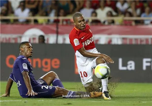 ?i=epa%2fsoccer%2f2017-08%2f2017-08-04%2f2017-08-04-06125057_epa