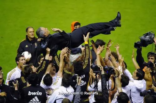 ?i=reuters%2f2012-05-02%2f2012-05-02t220410z_01_vpw13_rtridsp_3_soccer-spain_reuters