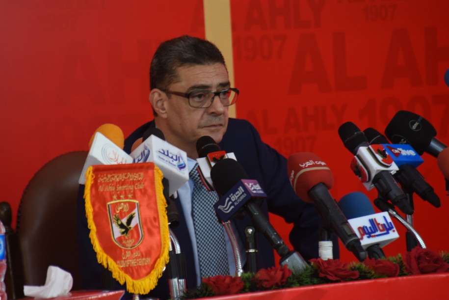  محمود طاهر من المؤتمر الصحفي