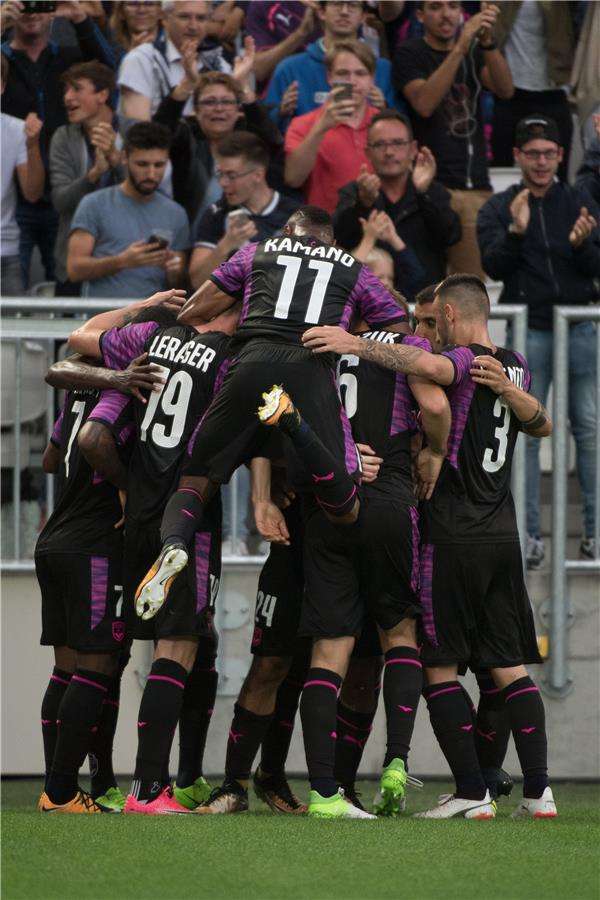 لاعبو بوردو 