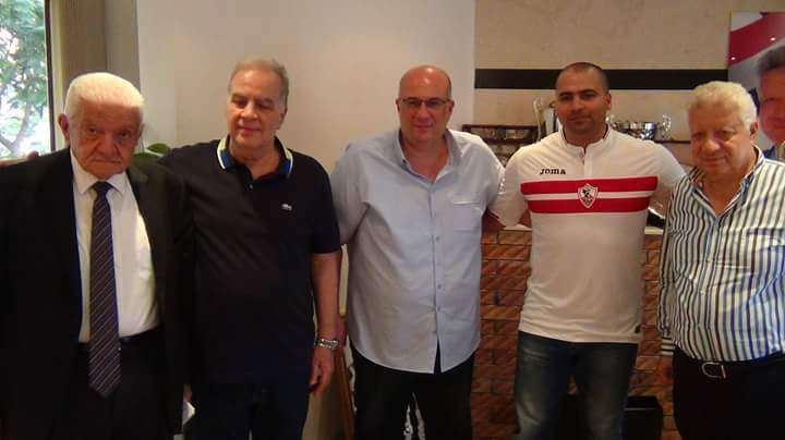 اللاعب بقميص الزمالك
