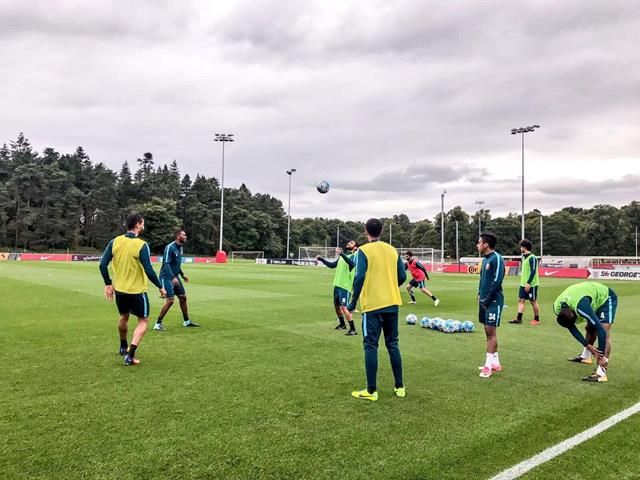 من تدريبات المنتخب القطري