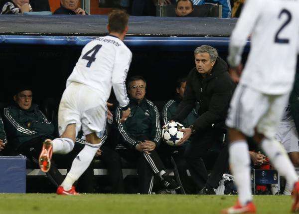 2013-04-30t202319z_605196864_lr1e94u1kml39_rtrmadp_3_soccer-champions_reuters