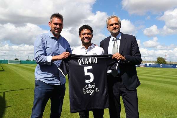 أوتافيو هنريكي سانتوس 