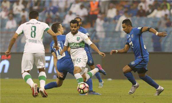 جانب من مباراة سابقة بين الهلال والأهلي