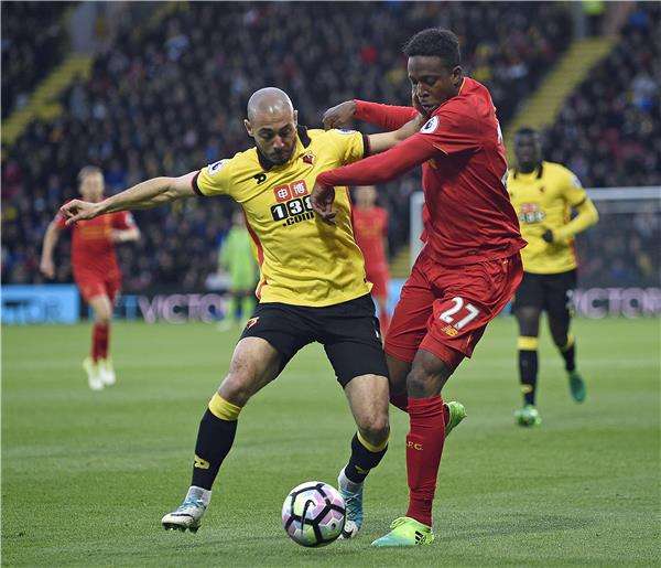 جانب من لقاء سابق بين واتفورد وليفربول