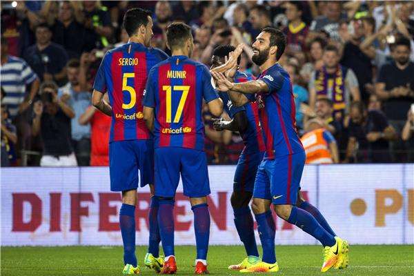 لاعبو برشلونة