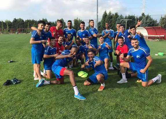 لاعبو هلال القدس