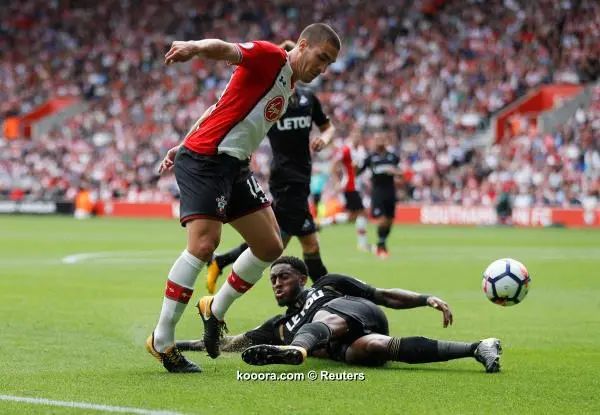 ?i=reuters%2f2017-08-12%2f2017-08-12t143445z_960795015_rc12ccb638b0_rtrmadp_3_soccer-england-sou-swa_reuters