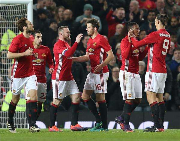 لاعبو مانشستر يونايتد