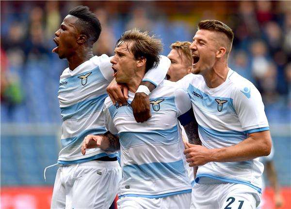 لاعبو لاتسيو