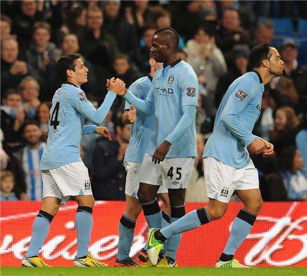 بالوتيلي مع مانشستر سيتي