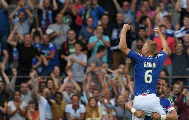 فرحة لاعبي ستراسبورج