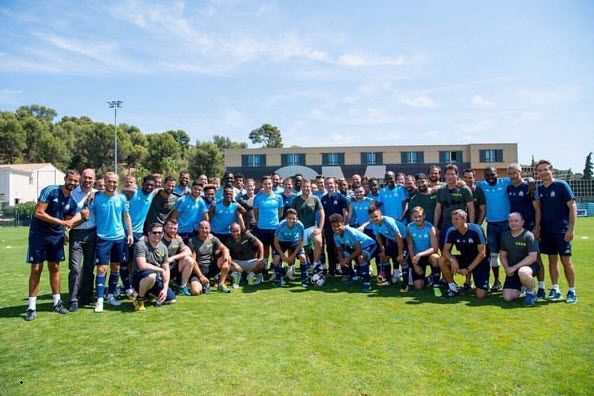 من زيارة ماكرون لفريق أولمبيك مارسيليا