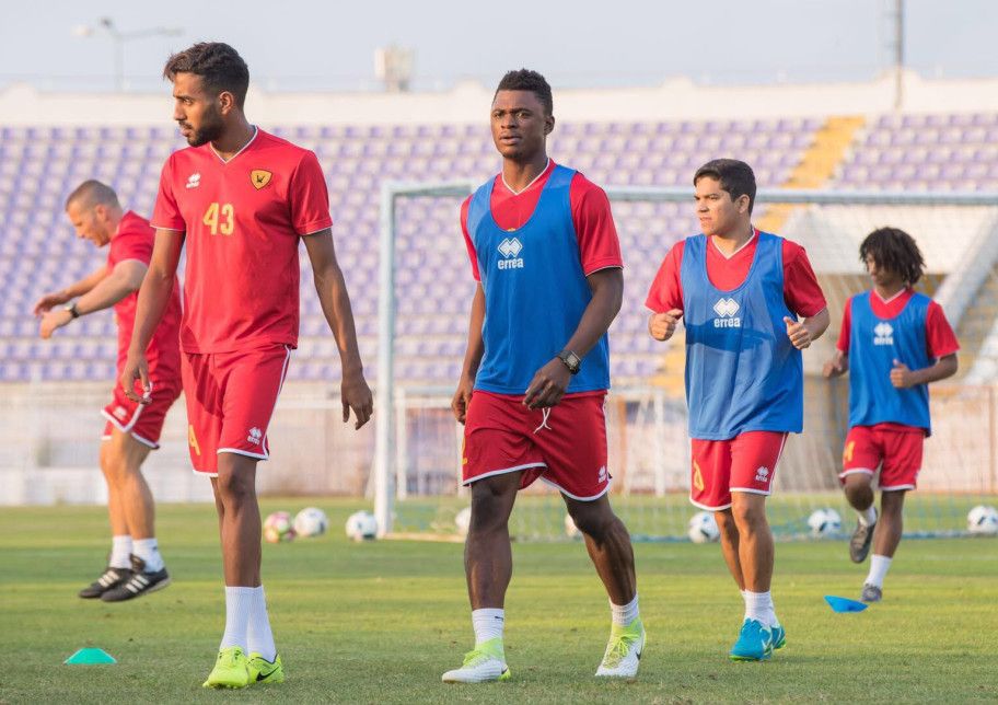 جانب من تدريبات نادي القادسية