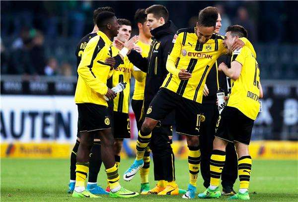 لاعبو دورتموند