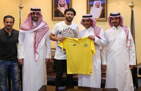 من تقديم حسام غالي