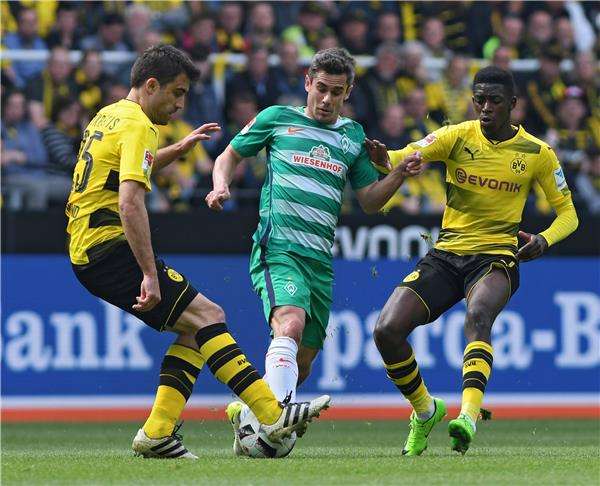 ديمبلي وسوكراتيس مع دورتموند