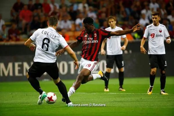 ?i=reuters%2f2017-08-17%2f2017-08-17t185745z_1459128432_rc1114e58900_rtrmadp_3_soccer-europa-mil-shk_reuters