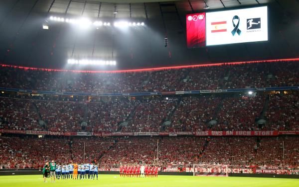 دقيقة حداد قبل لقاء بايرن ميونيخ وباير ليفركوزن