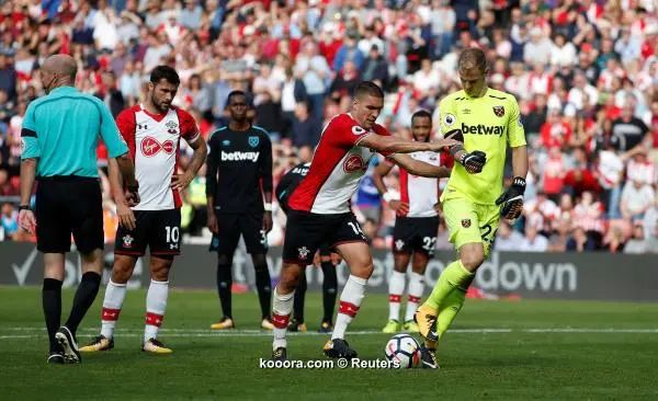 ?i=reuters%2f2017-08-19%2f2017-08-19t160744z_763235781_rc1d8a7a3380_rtrmadp_3_soccer-england-sou-whu_reuters